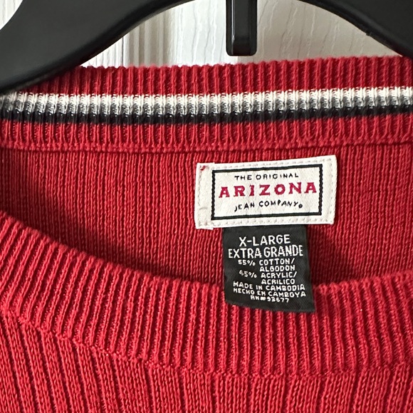 Men’s Red Crewneck Sweater size extra large - Picture 2 of 3
